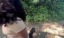 Deusa De Ébano Dando A Bucetinha Em Público Na Cachoeira