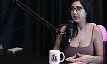 her live leaked on xvideos, she was undervalued in marriage, gave tips for beginners, and personal life repressed - renatinha melo on sheer red 😔