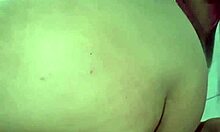 a vadia não se contenta só com b adora arrebentar o rabo numa abobrinha grande e grossa até ficar com a borda do cu frouxa