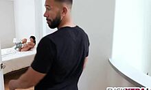 Healthy teen loves deepthroat and shy kissing