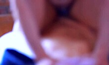 Cuñada Y El Compañero De Su Hermana En Su Casa De Soltera