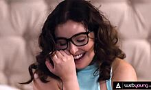 จับได้รูมเมทสวยลีน่า เลานิงส์กำลังเสียวในหอพัก แอฟเทน โอพอลสาวผมน้ำตาลร้อนกำลังรูดหี