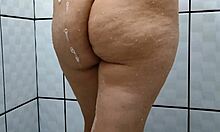 Bailey quinn takes a tight anal bath