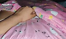 I finger myself before university, loving to arrive wet and tempt my teacher with my juicy pussy 😏💦