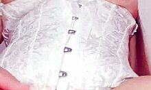 Madrastra mexicana latina muy puta de cameltoe gigante se masturba para su hijastro con su vagina marcada usa bhabhi desi sex xxx usa american united states