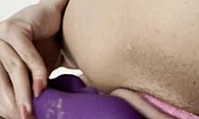 Rossmexicnaa masturbates on a rainy afternoon