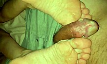 naive teen smears feet toothpaste