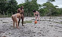 batendo bola no capinho com meu vizinho perdemos o cusinho