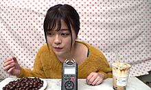 japanese babe performs masturbation show with toys and cumshot