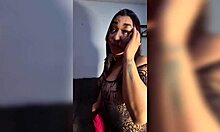 Mi esposa no sirve para limpiar ni para cocinar pero la amo solo por sus grandes tetas