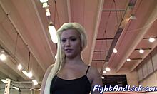 Chiquita guapa se come el coño intensamente por otra tía