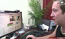 i let a big dick user fuck my pussy on cam