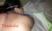 puta gemendo gozando e indo leite de pica