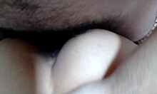 Hermosa muñeca me seduce para follarla