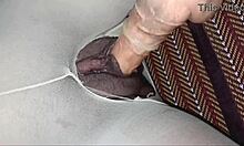 ถุงน่องที่ฉันฉีกให้เป็นรูแล้วเอาควยยัดรูแตด