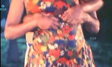 That unmarried couple is splashing around in the pool