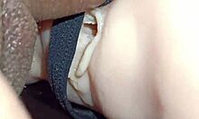 Sexo anal con candy en tanga de tiras negra recibe todo mi semen en su ano