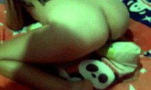 18-year-old wants man to make her feel womanly