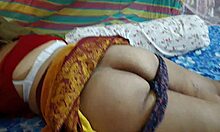 oh yeah, desi housewife in petticoat gets wild cuckold fun