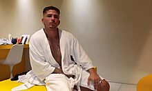 cuckold leaves, i enjoy the slut, but she doesn't know i like being cuckold 😏