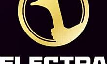 Peruvian passionately destroys young Venezuelan for followers