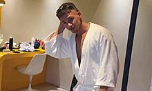 cuckold leaves, i enjoy the slut, but she doesn't know i like being cuckold 😏