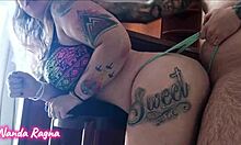 Latina Gostosa Rebolando e Sentando na Pica do Namorado