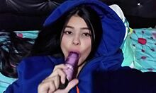 Niñera caliente con enormes tetas anhelaba mi polla tan pronto como llegué a casa casero real