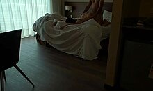 Ho beccato mia moglie che mi tradiva con l'allenatore della palestra