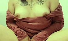 몰래 나 자신에게 쾌락 줘