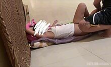 Filipina di nakatangi sa kaibigan ng asawa, first time humiliation in the dorm with dirty talk.