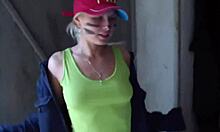 Dirty Girl Feels Intense Pleasure In Amateur Sex In Private Garage