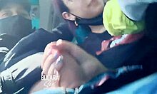 Horny girlfriend giving oral on the bus to Bogota! 😏