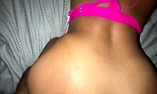 novia dando sentones con su enorme culo moreno y pepa apretadisima