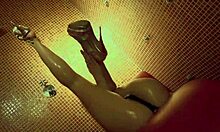 oh, i'm a teenage blonde hottie squirting with vibrator