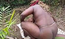 Sweet in the bush pussy 😍