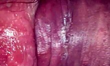 mi cuñada de 18 años me llama para calmar sus ganas