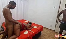 Magrelo Socando Forte Da Gordinha Milf