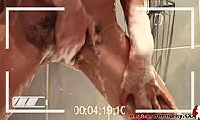 ugly girl has foamy fingering session in bathtub 😏