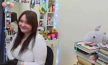 behind the scenes backstages always look weird in backroom