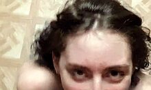 This chick gives a blowjob but can't deepthroat.