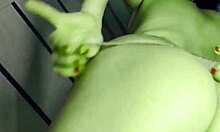 she hulk's green pussy exposed