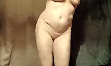 2024 12 02 Esclave F Striptease