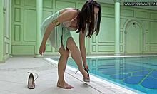 hottest underwater swimming babe lizi vogue