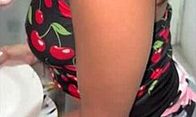 سكس عربى جوز اختى قعد يغرف طيزى بعابيص ف المطبخ الخول بيقولى اكتمى صوتك يا شرموطة و هو بينكنى