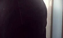 espiando a profesora argentina meando en viaje de estudios en mexico 😏