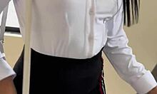 oh fuck, that novice real estate advisor bends over to fuck her client in the house for her first sale!