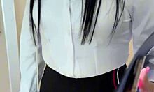 oh fuck, that novice real estate advisor bends over to fuck her client in the house for her first sale!