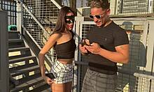 Marido faz esposa de corna no trabalho com novinha