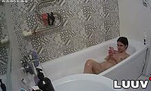 Luuv vilika films her late-night bath routine for the reality show